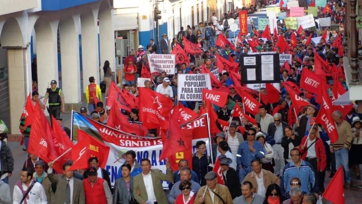 Organizaciones de servidores públicos y trabajadores han planificado marchas en contra de los despidos masivos.