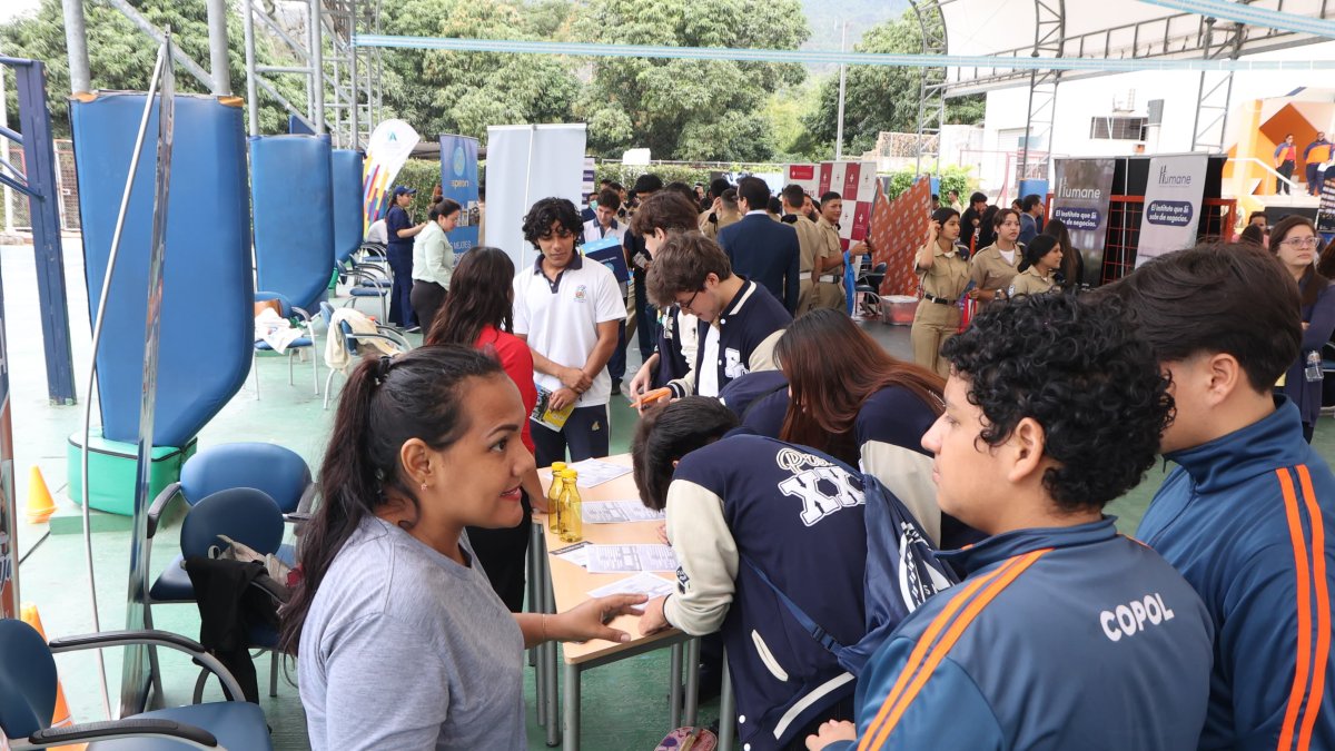 Copol albergó la feria donde universidades extranjeras ofrecieron alternativas académicas globales
