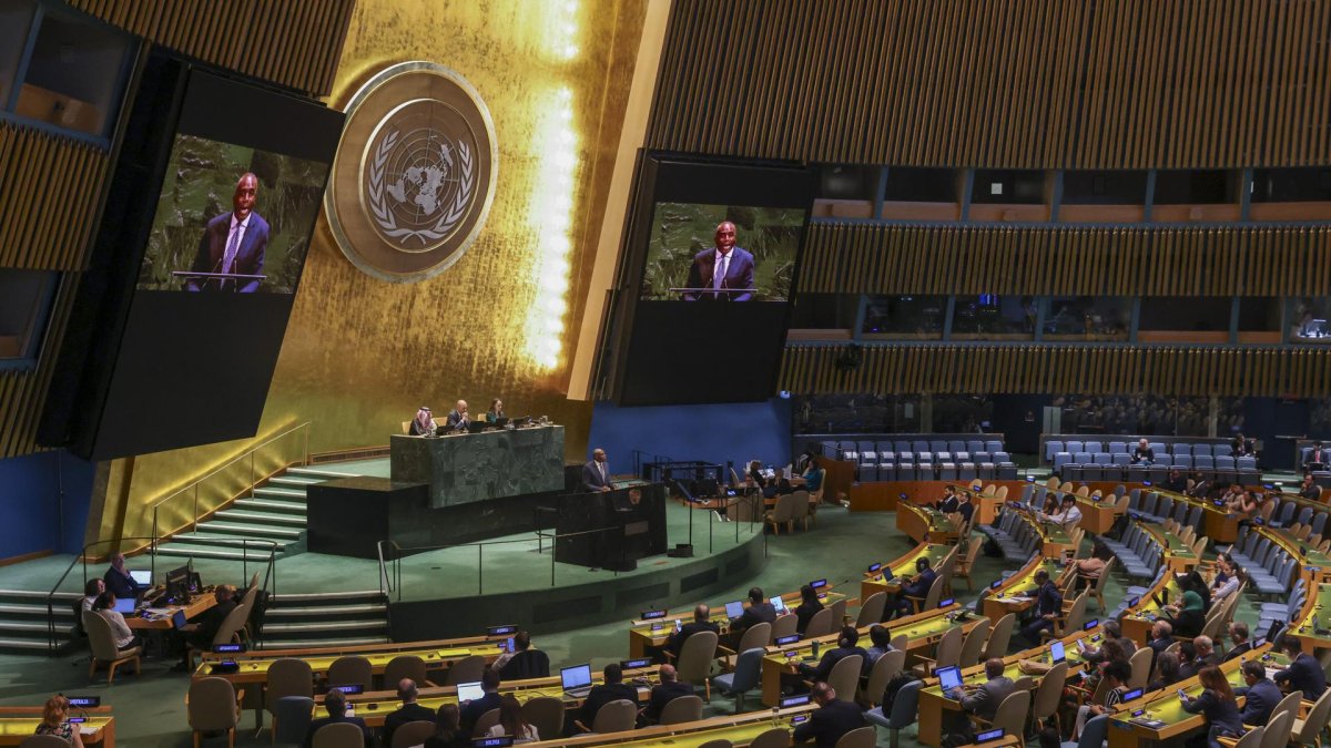 Fotografía de una sesión de la Conferencia Internacional para la solución de los dos Estados en Oriente Medio en Nueva York(EE.UU.).