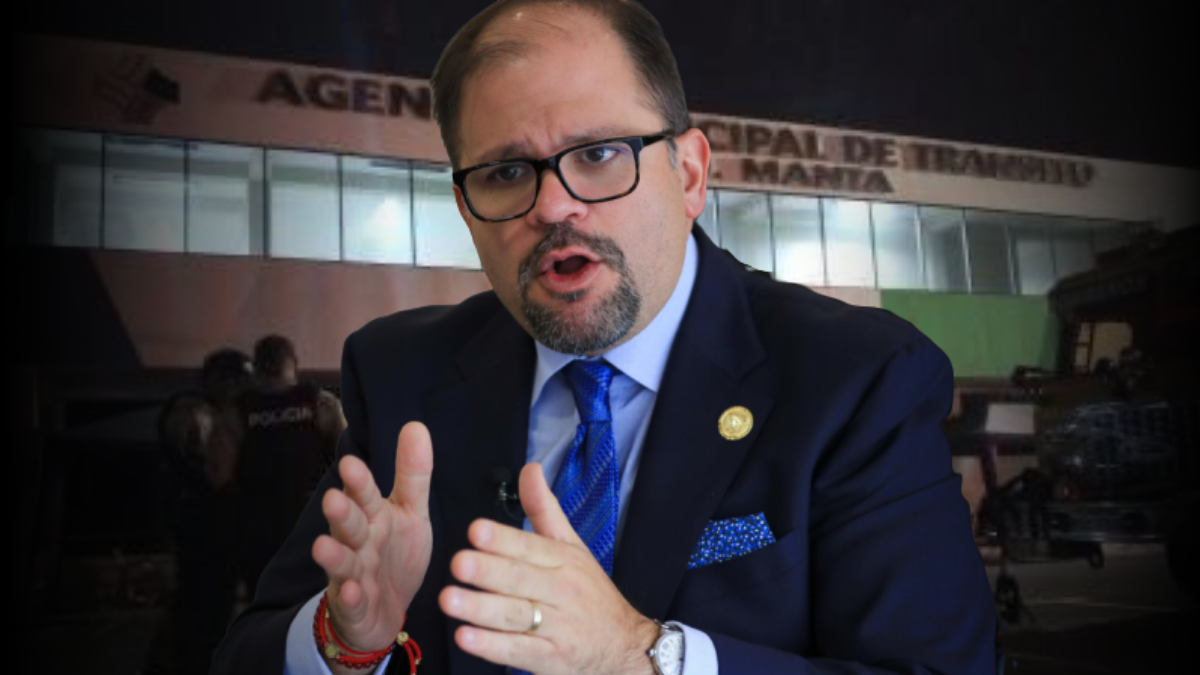 John Reimberg anuncia investigación de contratos públicos en Manta