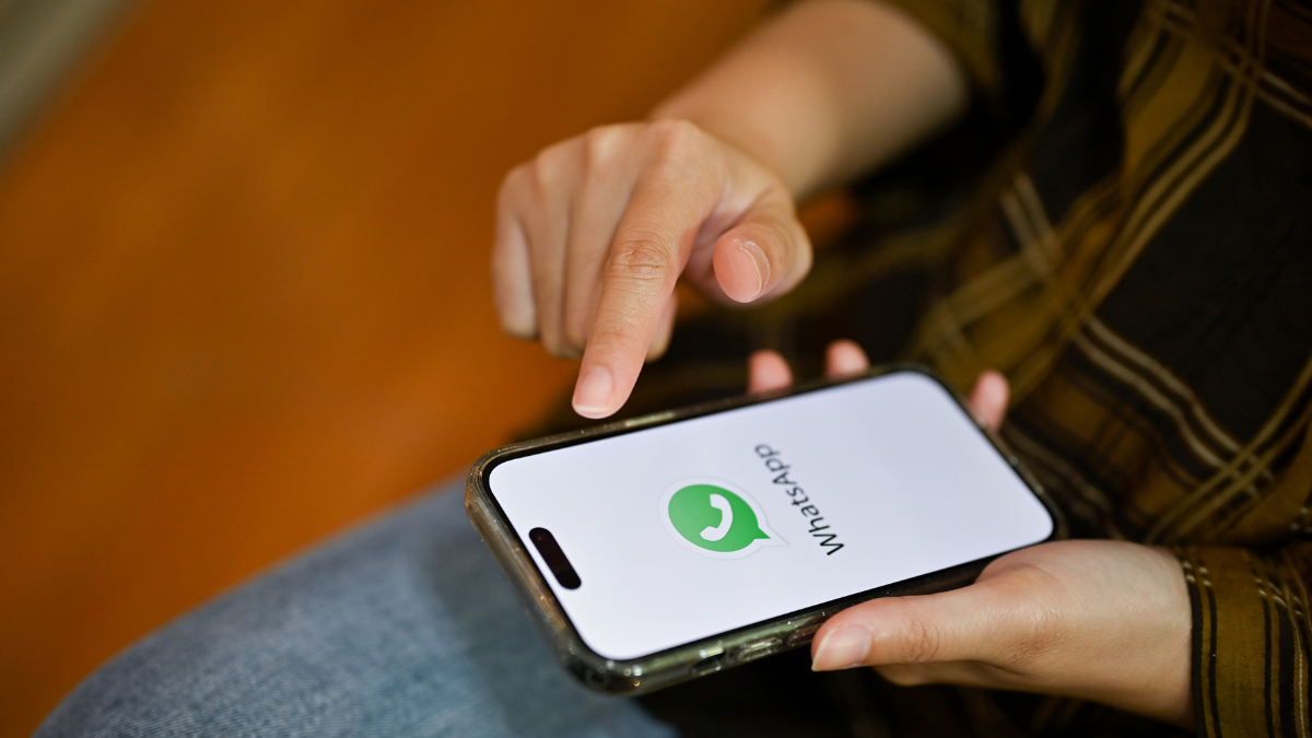 La acumulación de archivos multimedia en WhatsApp puede saturar la memoria del celular y afectar su rendimiento si no se gestiona adecuadamente.