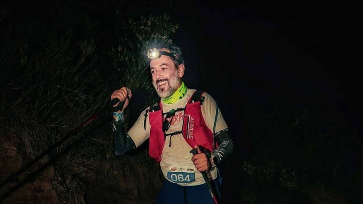 Bernardo Jácome tenía 50 años cuando disputaba los 50 km de la exigente carrera.