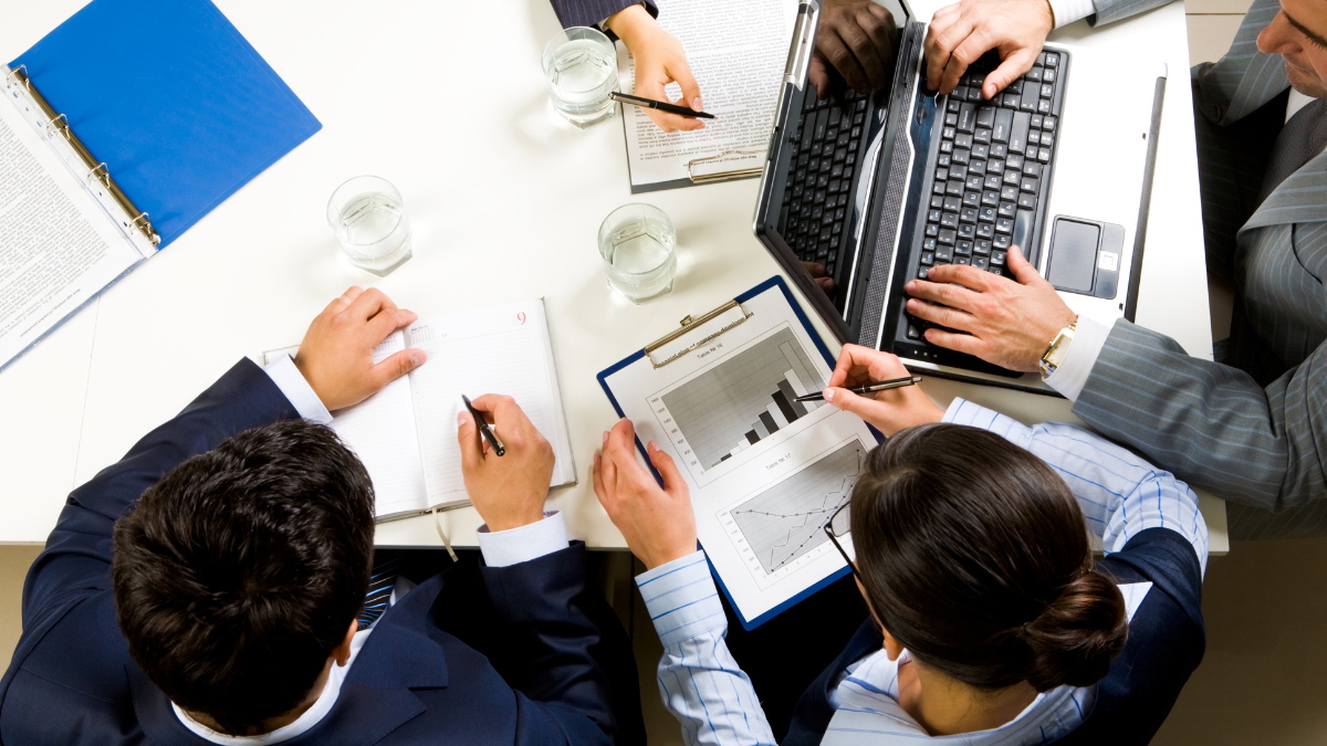 Referencial. Trabajo en instituciones públicas.