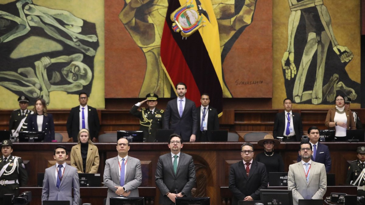 La pregunta 6 de la propuesta de Daniel Noboa permitiría que la Asamblea enjuicie políticamente a jueces de la CC.