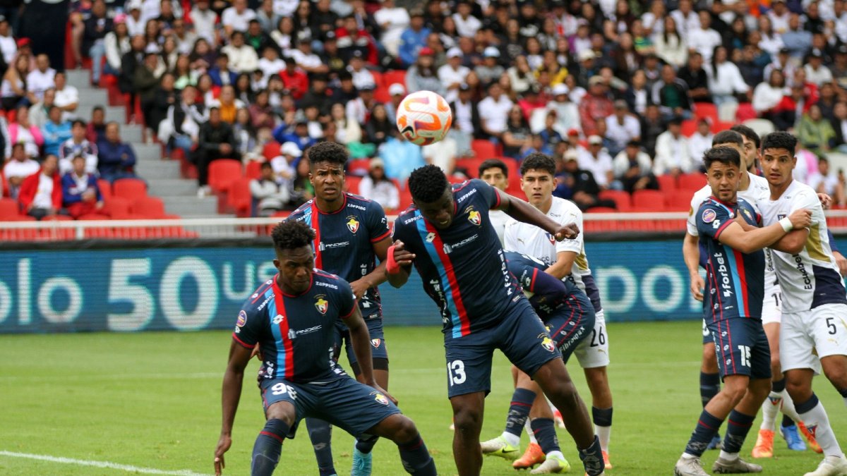 Uno de los jugadores que ha sido titular en El Nacional también deja el club.