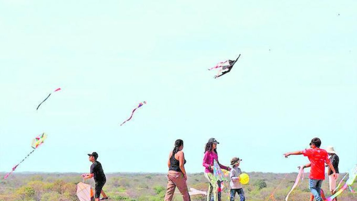 Evento. Cientos de niños y jóvenes participan en esta actividad que protesta contra el consumo de drogas.