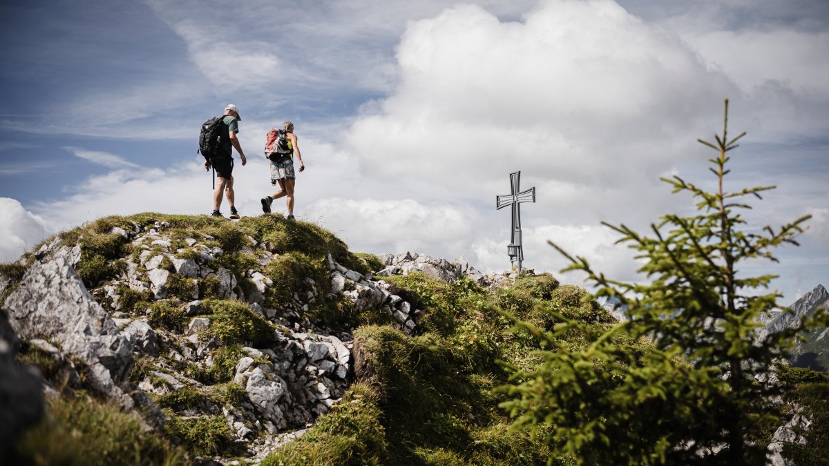 Romance. Cathy Rotzetter y Patrick se conocieron hace ocho meses: a través de un mensaje dejado en la cima de una montaña suiza.