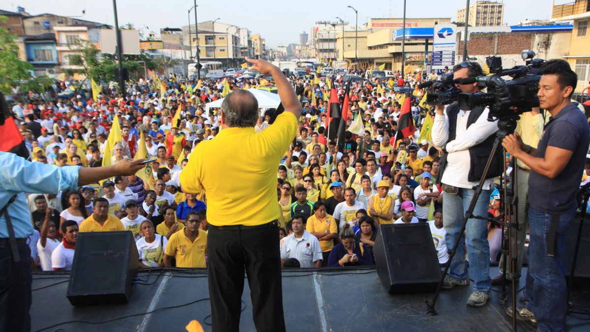 La propuesta del Gobierno es que las organizaciones políticas no reciban dinero del Estado.