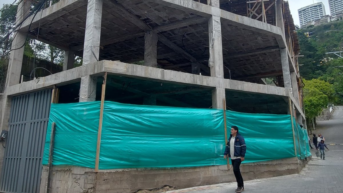 Orden. El Ministerio de Cultura dispuso que se suspenda la obra del edificio en Guápulo.