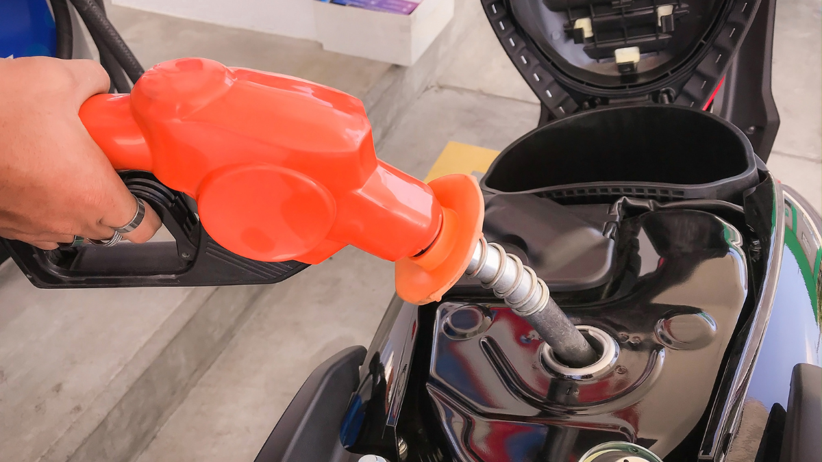 Gasolina Extra y Ecopaís suben a $ 2,75 por galón con el nuevo esquema de precios del Gobierno.