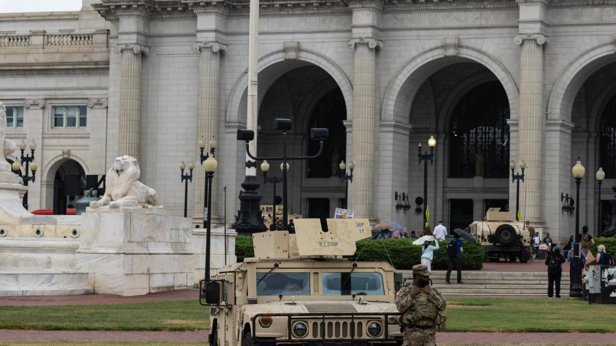 Miembros de la Guardia Nacional en uno de sus recorridos por Washington (EE.UU.).