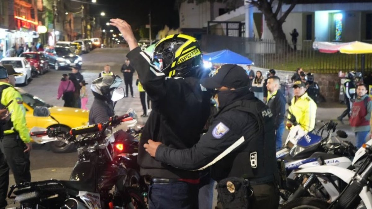 La calle la Jota, en Soland, fue uno de los puntos de control a motociclistas.