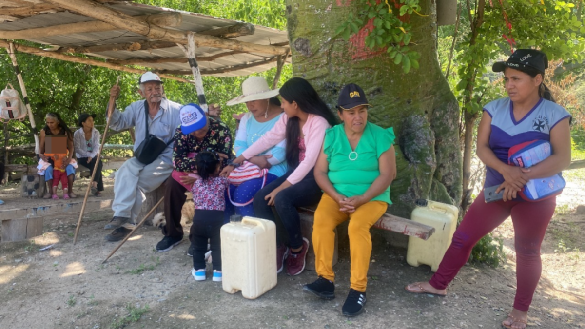 Pobladores de Lucarqui esperan por agua y alcantarillado.