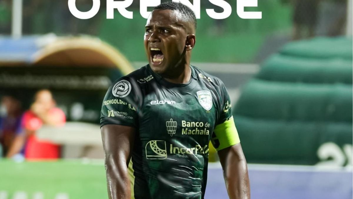 Pedro Pablo Velasco hizo el primer gol de Orense ante Delfín.