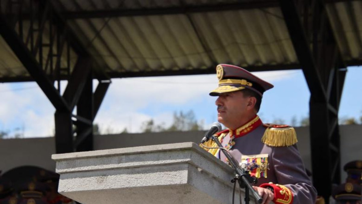 Jefe del Comando Conjunto de las Fuerzas Armadas: General de División Henry Santiago Delgado Salvador.