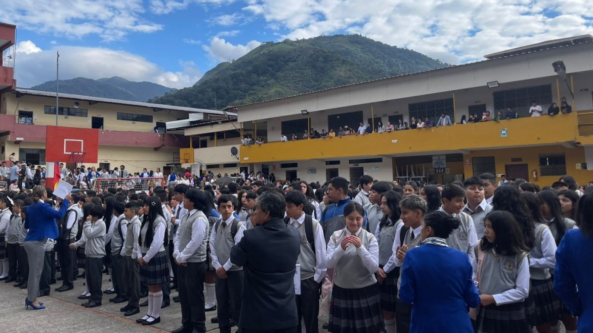 Las provincias de Loja y Zamora Chinchipe iniciaron el nuevo año electivo 2025-2026.