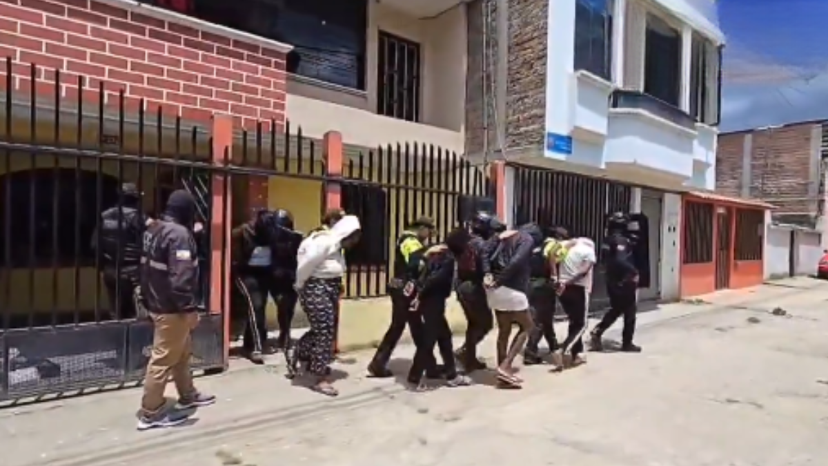 Los detenidos estarían involucrados a delitos como robo y extorsión.