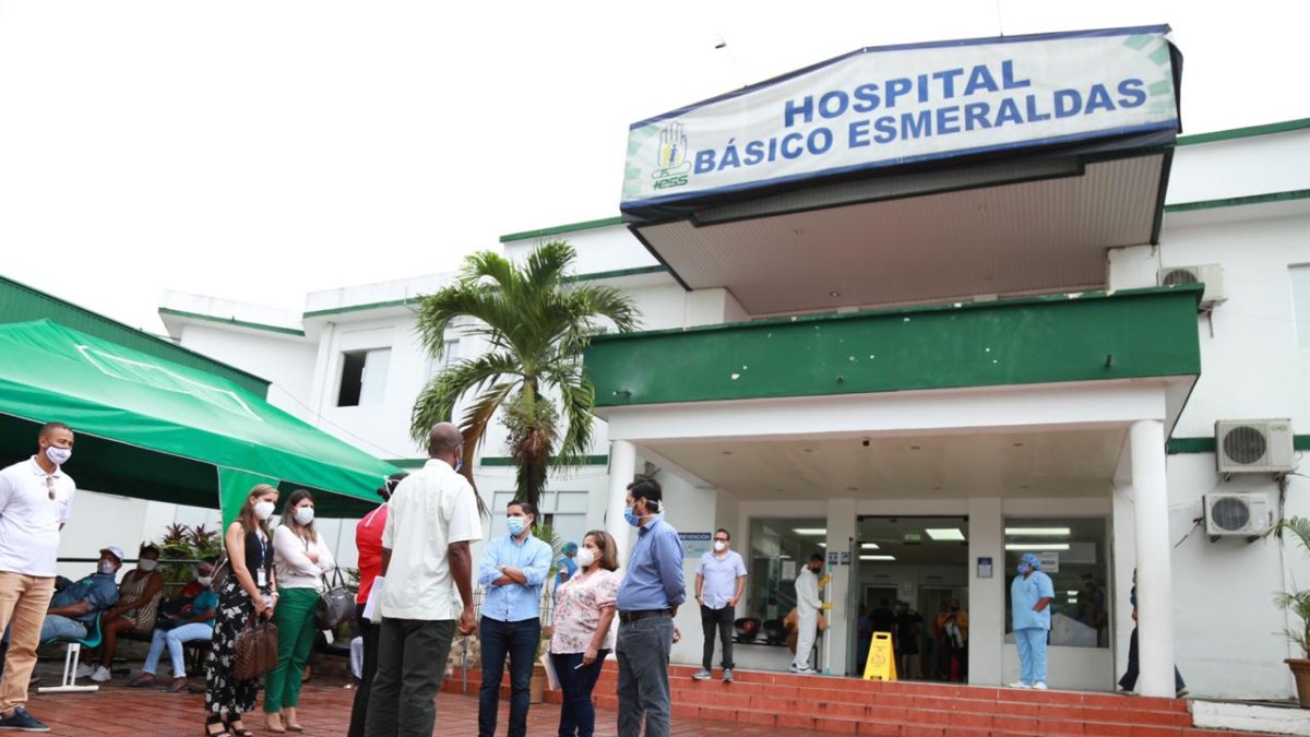 El IESS respondió a las críticas de asambleístas sobre la atención en hospitales públicos.