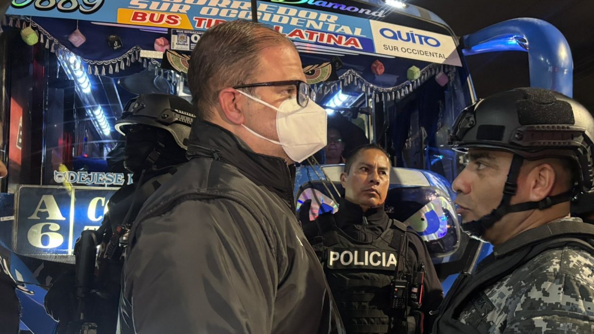 Según el ministro del Interior, John Reimberg, el alcalde de Quito, Pabel Muñoz, 