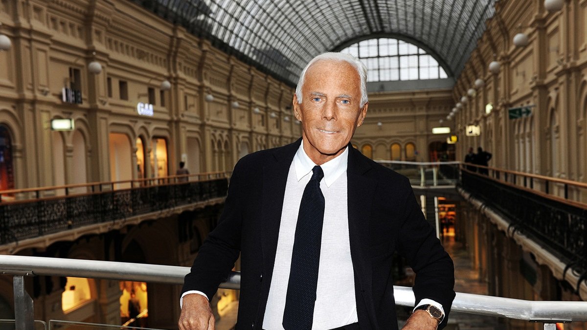 El diseñador de moda italiano, Giorgio Armani, falleció este jueves 4 de septiembre.