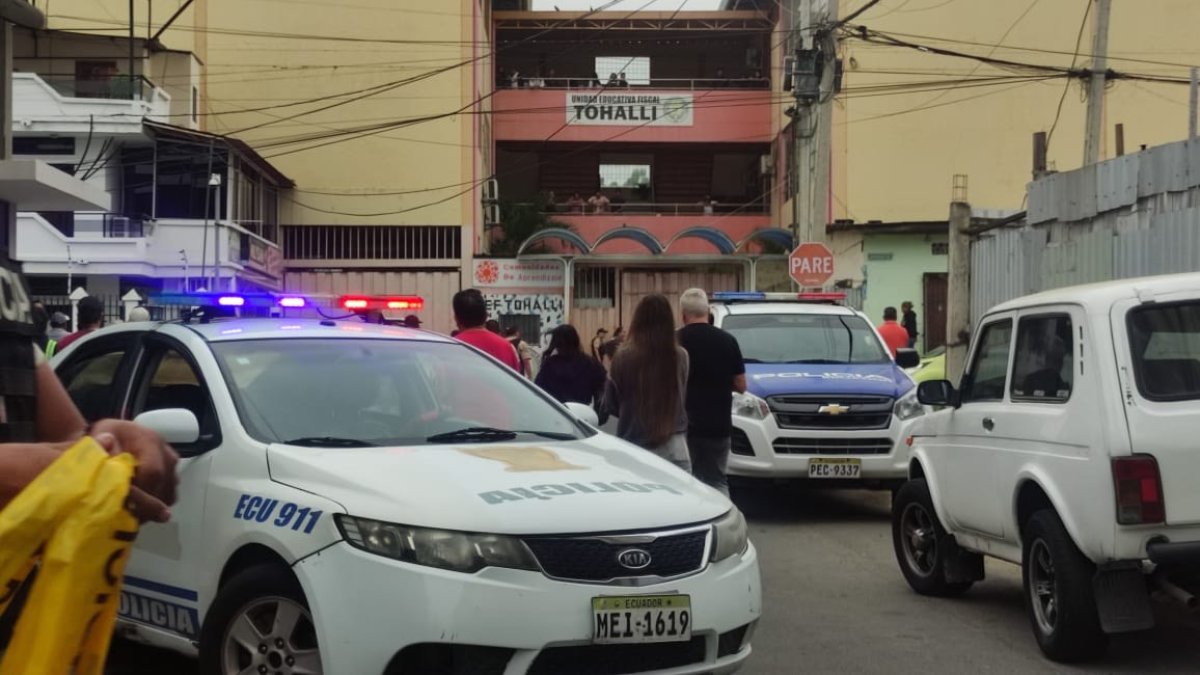Una adolescente de 16 años fue asesinada en frente de su colegio