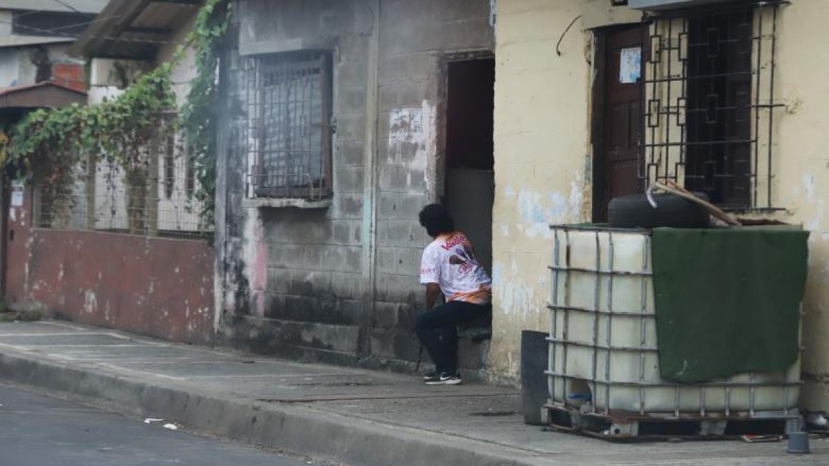 En esta vivienda se produjo el brutal ataque contra la madre y sus hijo.