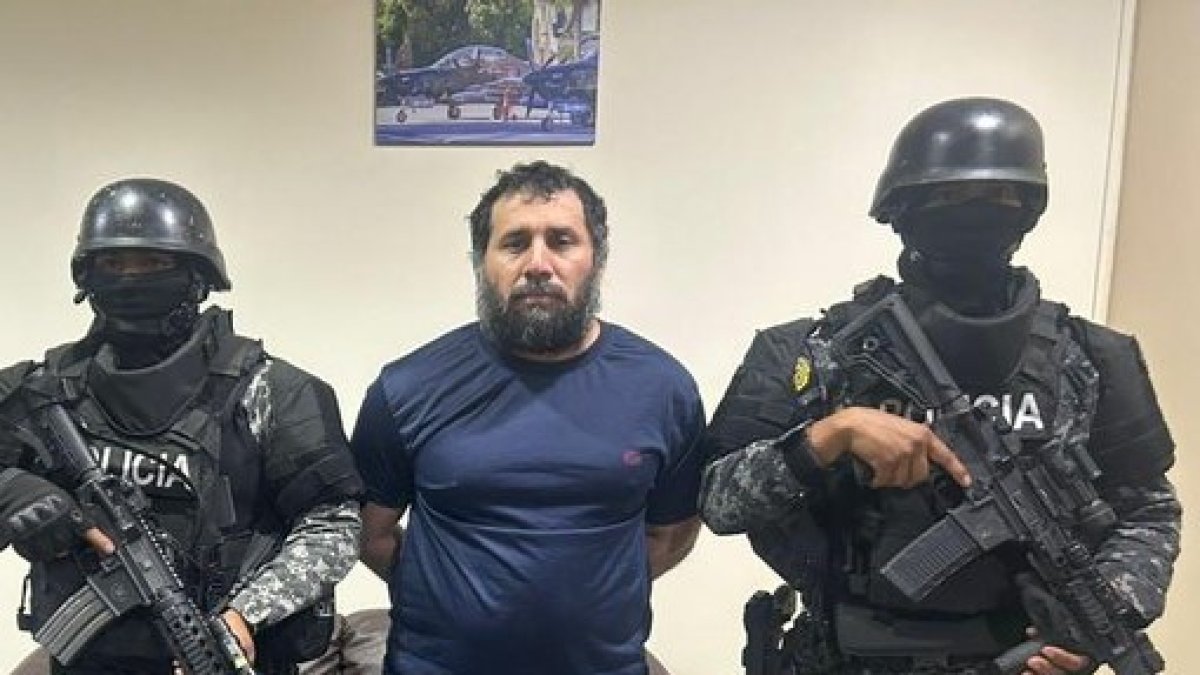 Nueve familiares de alias Fito recibieron prisión preventiva, tras ser vinculados al caso Blanqueo Fito, por supuesto lavado de activos.