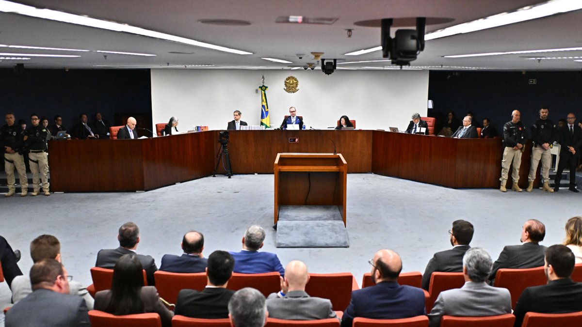 Fotografía general del juicio por intento de golpe de Estado del expresidente de Brasil Jair Bolsonaro este martes, 9 de septiembre de 2025, en Brasilia (Brasil).