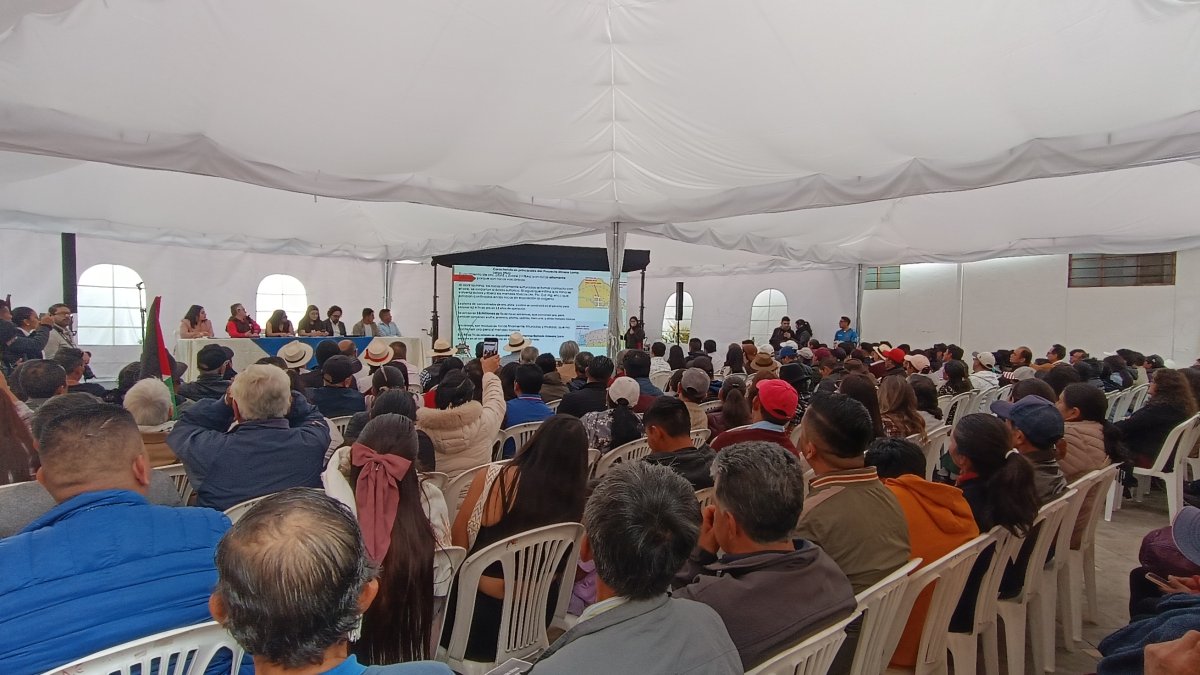 Estudiantes universitarios convocaron a una asamblea por el agua para sumarse a las acciones en contra del proyecto Loma Larga.