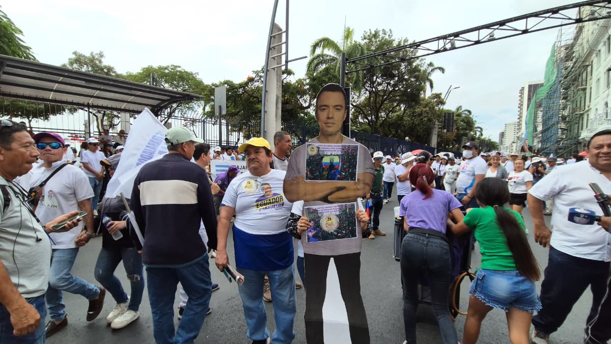 La marcha se realizó en el centro de la ciudad de Guayaquil.