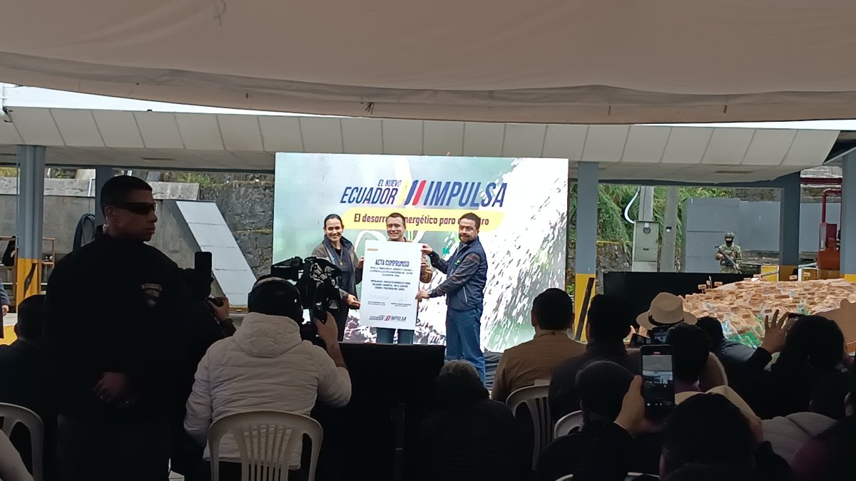 El Gobierno Nacional firmó un acuerdo con ElecAustro para el reinicio del proyecto hidroeléctrico Soldados-Yanuncay, en Cuenca