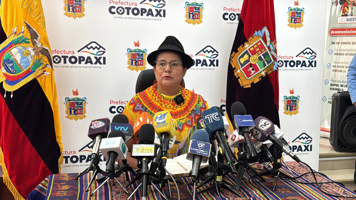 La Prefecta de Cotopaxi Lourdes Tiban, espera reunirse con el Presidente Noboa para dar a conocer las necesidades de la provincia.