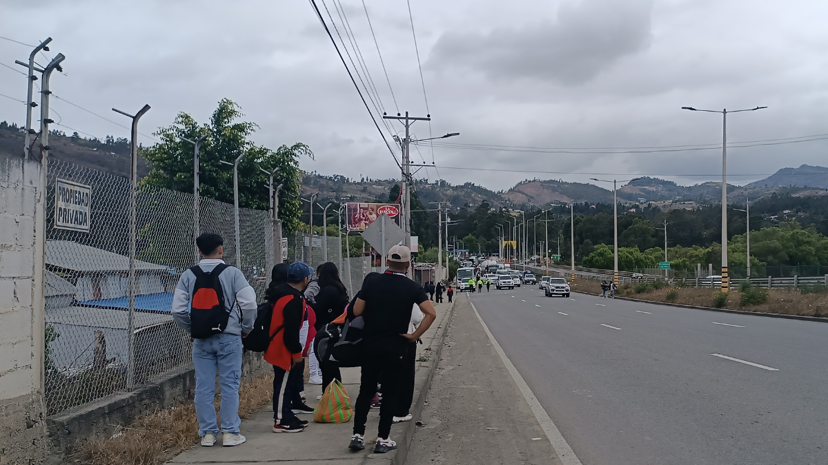 Dos personas fueron detenidas en la protesta contra la eliminación del subsidio al diésel en Cuenca.