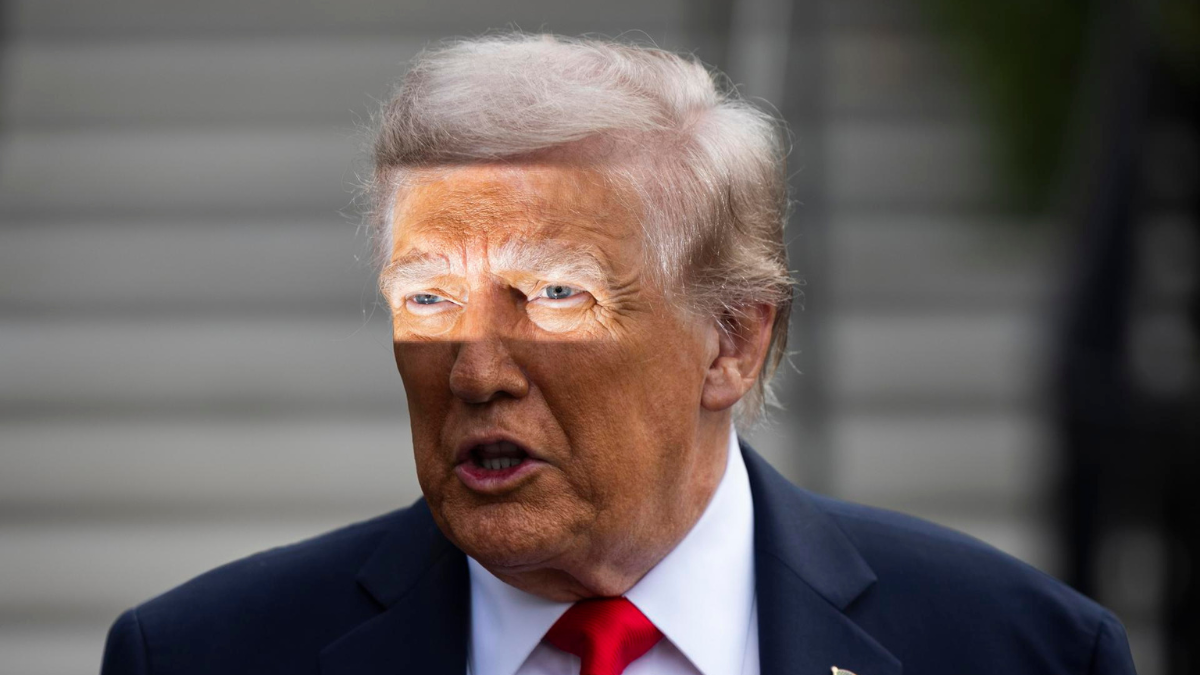 El presidente Donald Trump demandó al The New York Times por una serie de artículos en su contra.