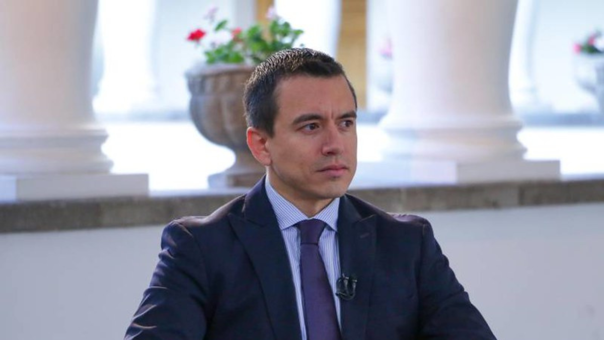 Daniel Noboa defendió la eliminación del subsidio al diésel y acusó a sectores ilegales de financiar oposición política.