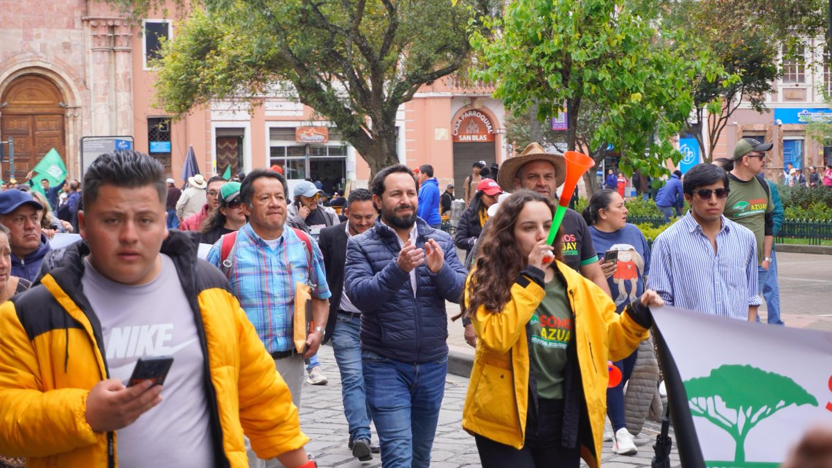 El asambleísta Adrián Castro pidio a la bancada de ADN poder actuar con independencia sobre el caso del proyecto minero Loma Larga.