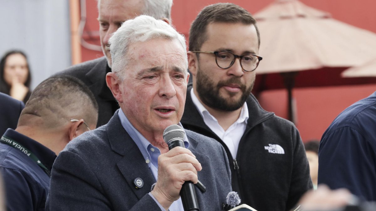 El expresidente de Colombia Álvaro Uribe en Bogotá (Colombia).