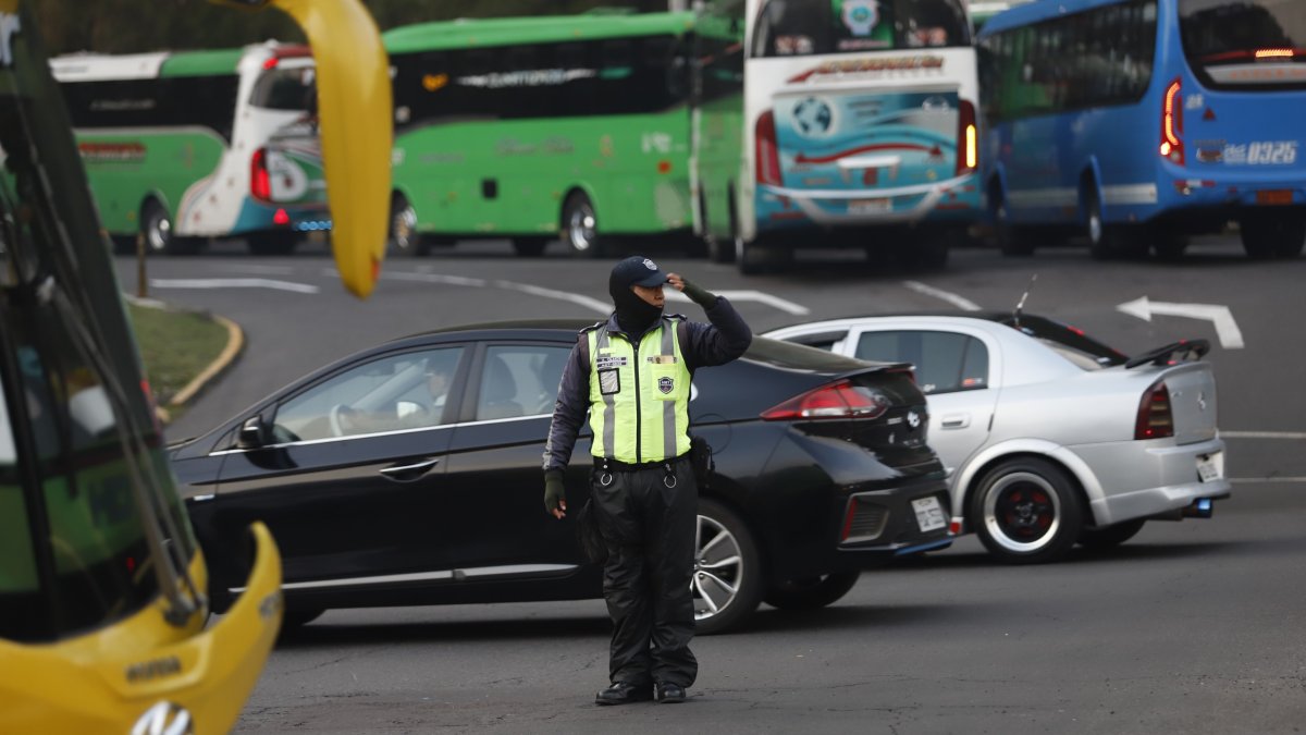 Pico y placa en Quito: Se activa registro para exonerar a cuidadores de personas con discapacidad