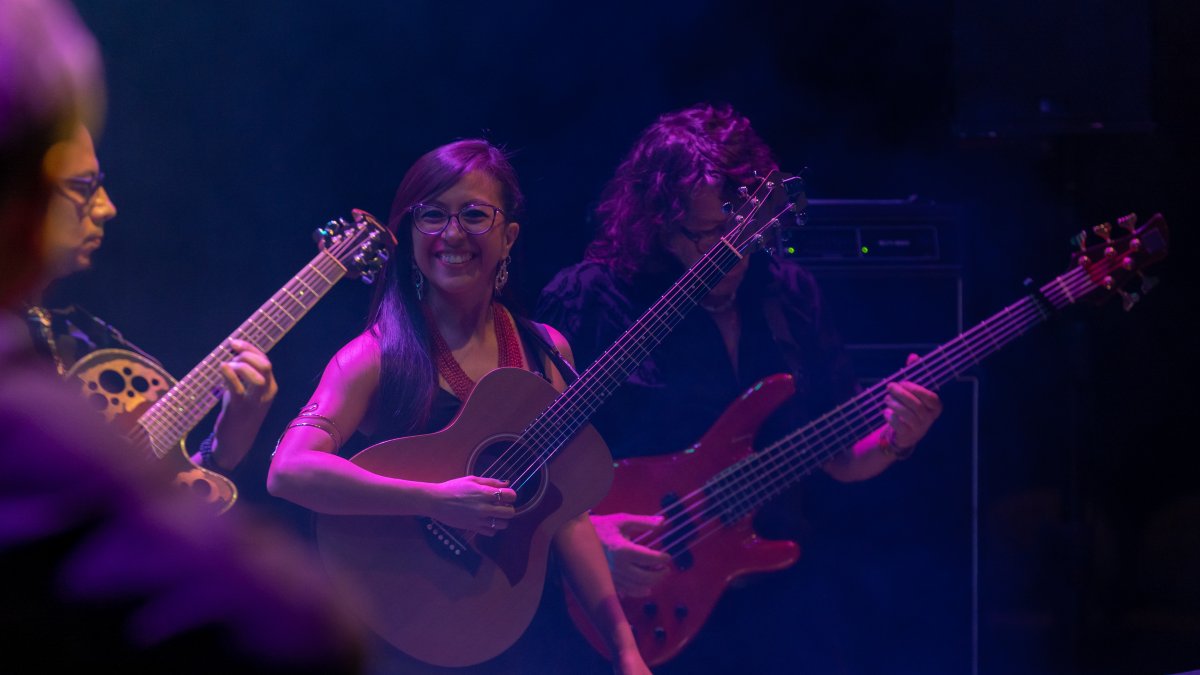 Kuru hará una demostración de su trabajo instrumental en Holy Krank