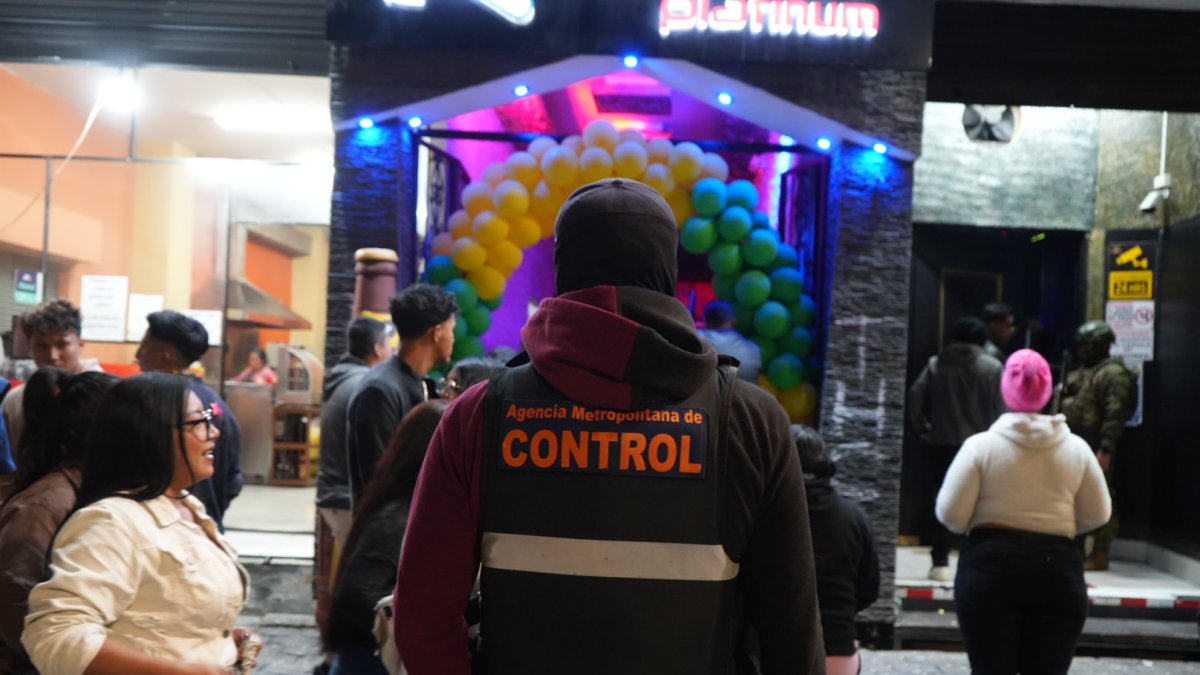 Megaoperativo en Quito: clausuras, sanciones y controles nocturnos en el sur y norte de Quito.