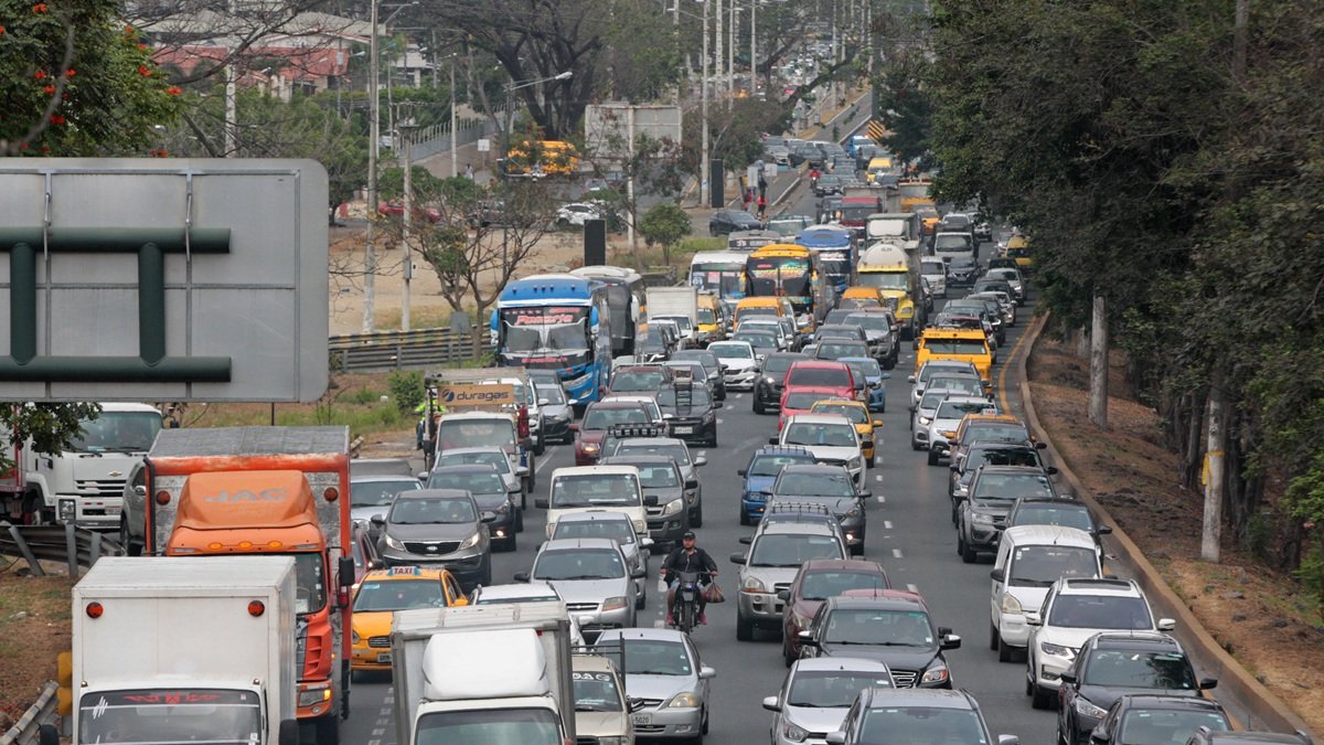 La ATM comenzará a aplicar sanciones a conductores que no cumplan con la disposición.