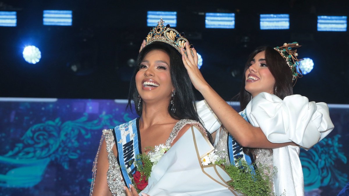Jennifer Tutivén es la actual Reina de Guayaquil.