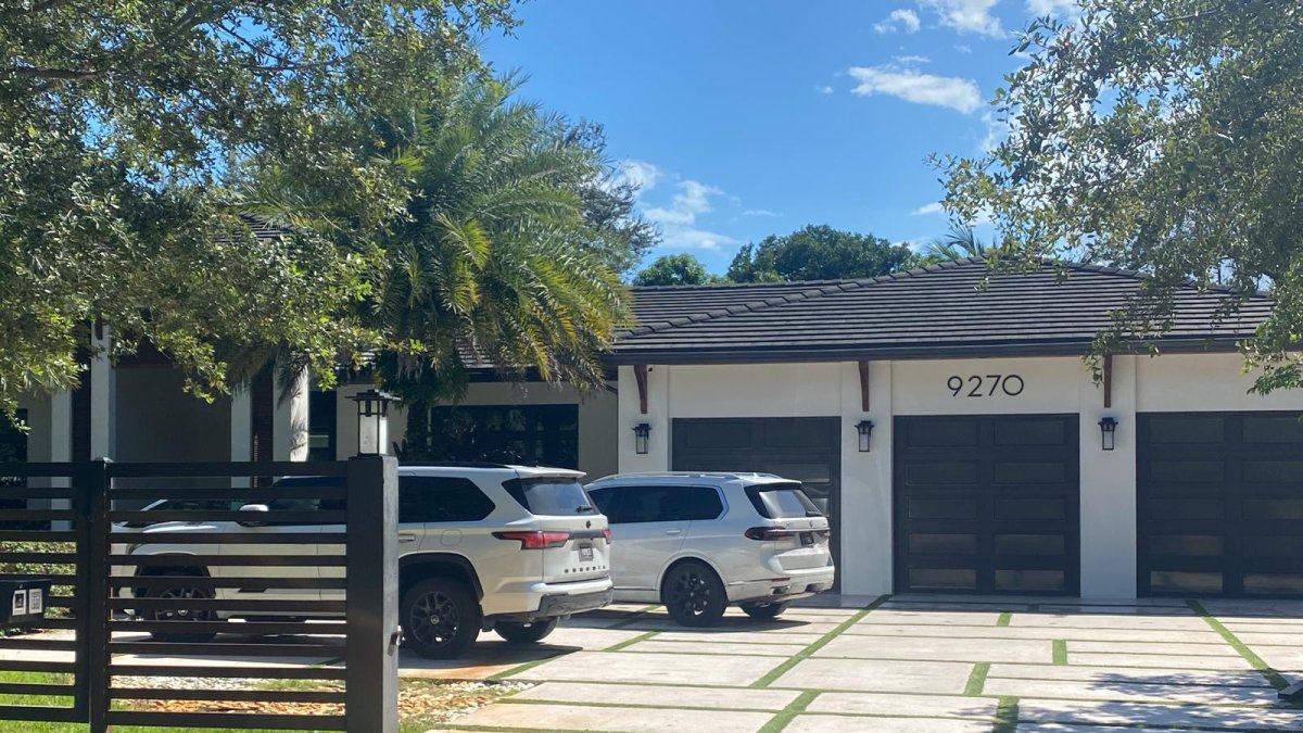 Este es una imagen del exterior de la casa de Xavier Jordán en Miami.