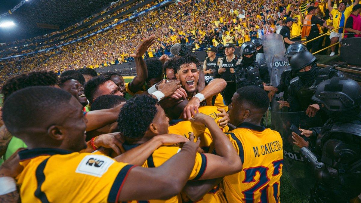 Ecuador lucha por integrar el bombo 2 antes del sorteo mundialista.