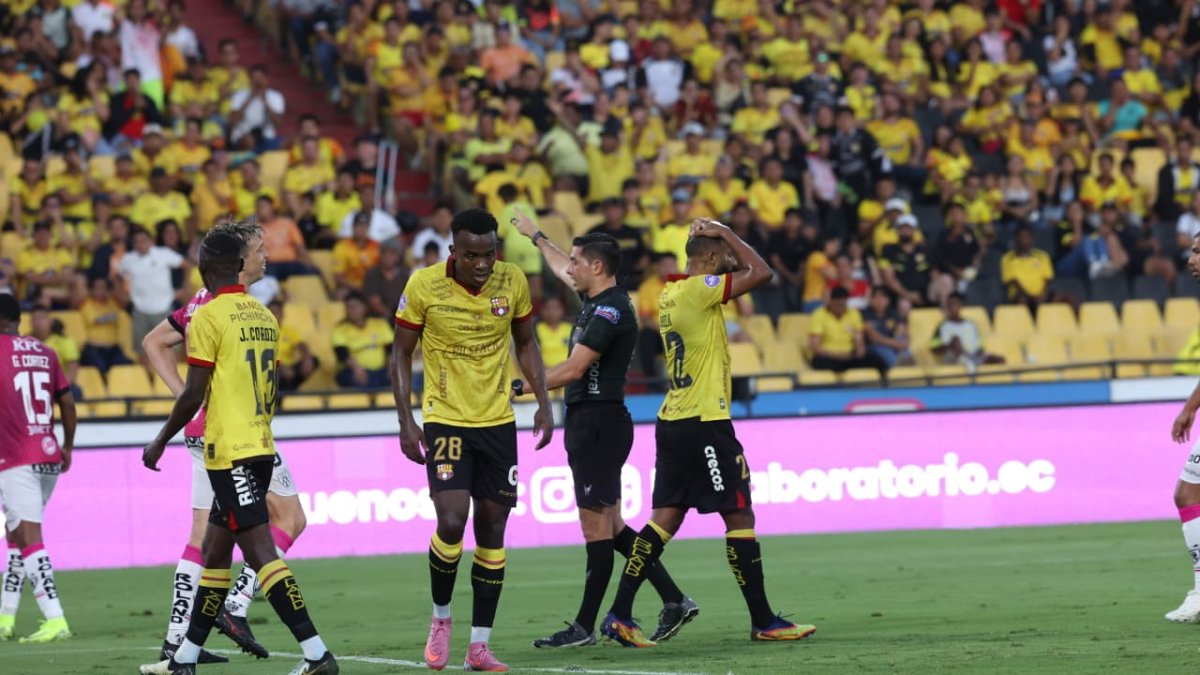 Barcelona SC perdió con Independiente del Valle en el Monumental.
