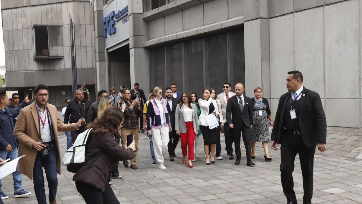 La bancada de ADN acudió a la Fiscalía para denunciar a Marlon Vargas, presidente de la Conaie.