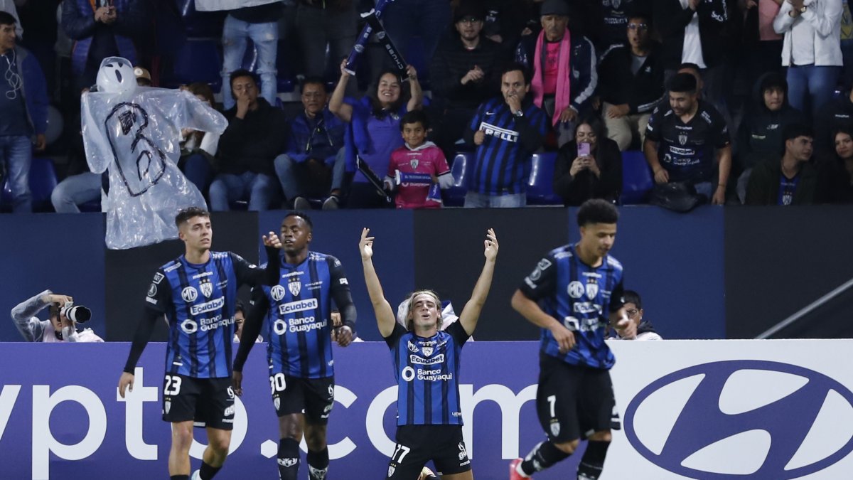 Independiente del Valle recibe a Católica en Copa Ecuador 2025.