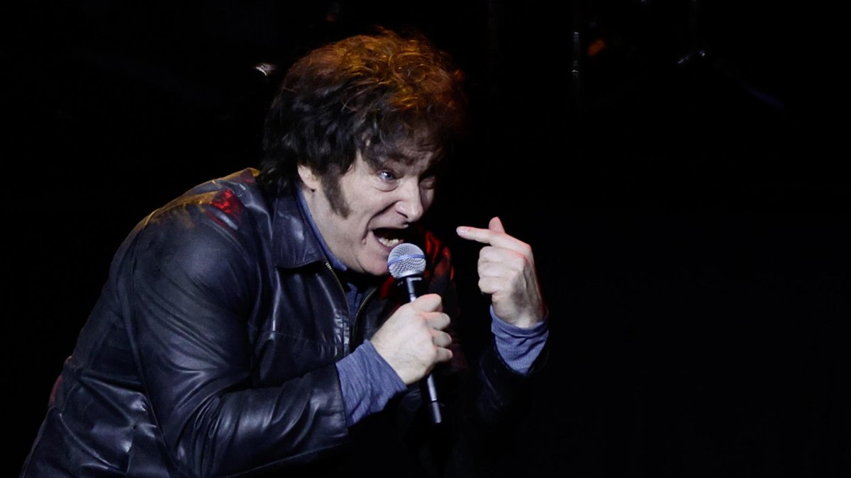 El presidente de Argentina, Javier Milei, habla durante un evento el 8 de octubre de 2025, en Buenos Aires (Argentina).