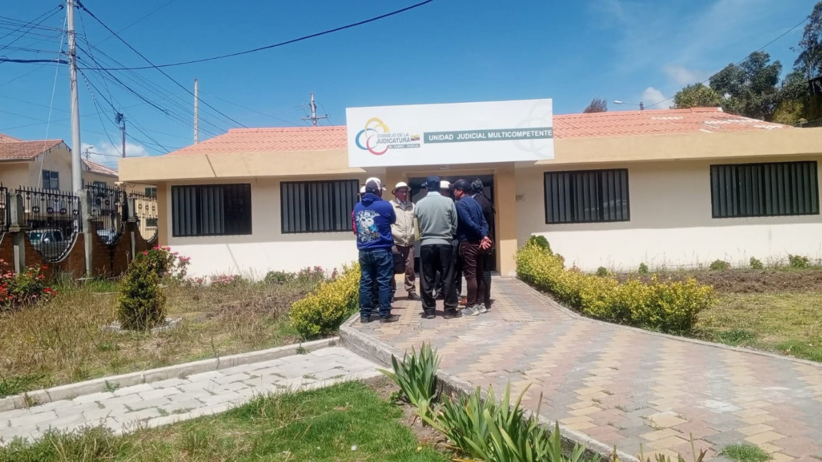 Yaku Pérez, defensor de los detenidos, público que 