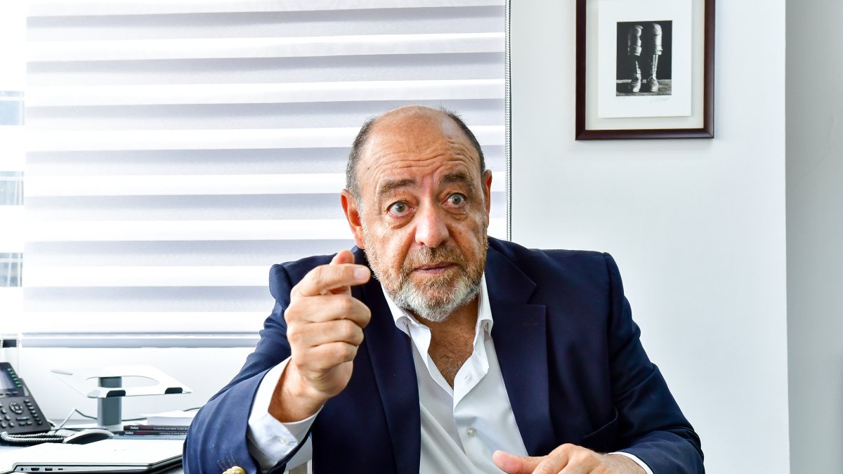 Tarré es vicepresidente de la Asociación de Empresas de Medicina Prepagada en Ecuador (AEEMIP) y gerente de Plan Vital